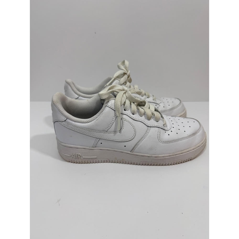 Nike Air Force 1 07 Sneakers Women 8 White Good Low Top Leather DD8959-100 - Picture 3 of 6